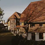 Der Hirschen Hotell 3*
