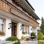 Der Hirschen 3* Sankt Märgen