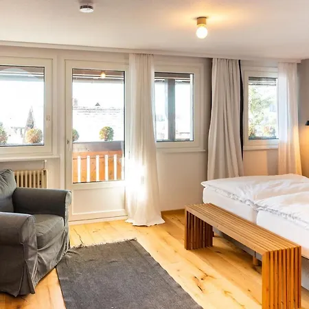 Hotel Der Hirschen 3*