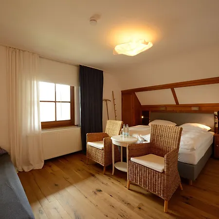 Der Hirschen 3* Sankt Märgen