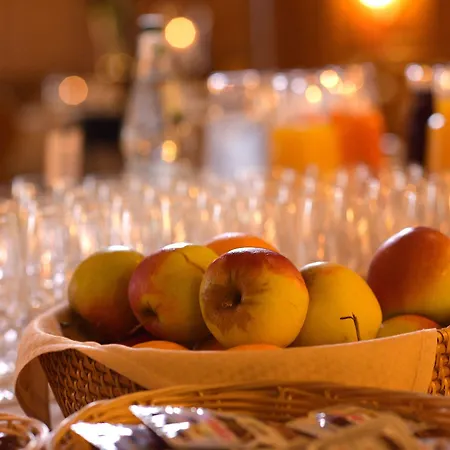 Hotel Der Hirschen 3*