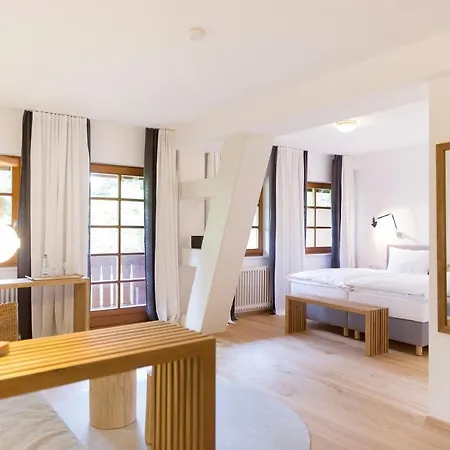 Der Hirschen 3* Sankt Märgen